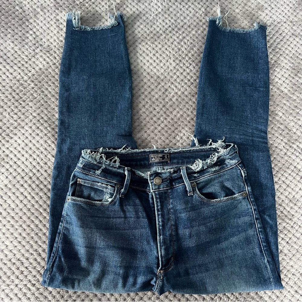 Abercrombie & Fitch Simone High Rise Ankle Jeans
